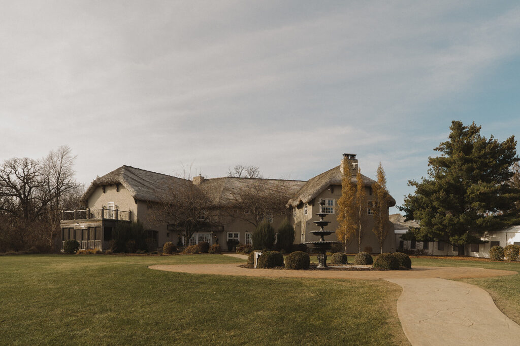 Exterior view of the sprawling grounds of Edward Anne Estate— historic wedding venue in Minnesota